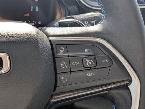 Used 2024 Jeep Grand Cherokee Trailhawk w/ Luxury Tech Group III image 26