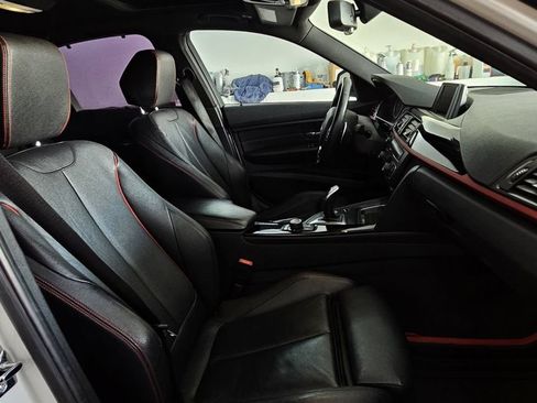 Used 2013 BMW 328i xDrive Sedan w/ Premium Pkg AWD/4WD image 16