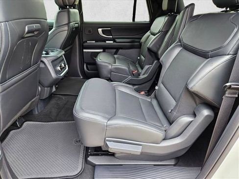 New 2027 Ford Expedition Max Platinum w/ Stealth Performance Package AWD/4WD image 16