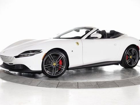 Certified 2025 Ferrari Roma Spider RWD image 1
