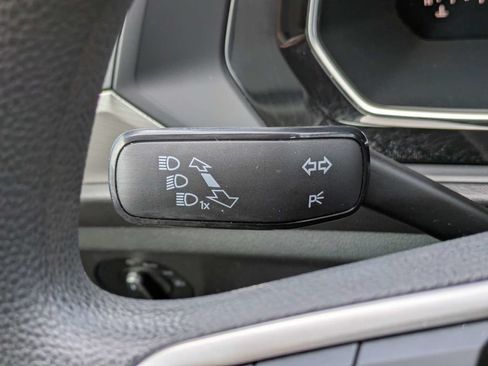 Certified 2022 Volkswagen Jetta S FWD image 34