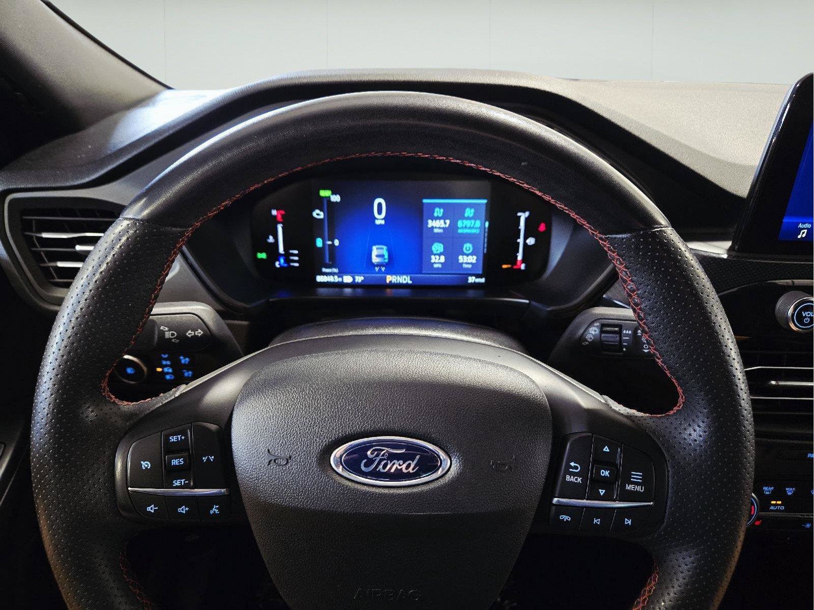 Certified 2023 Ford Escape ST-Line Select AWD/4WD image 15