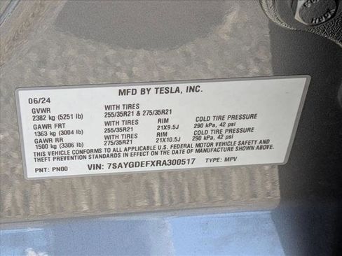Used 2024 Tesla Model Y Performance image 24