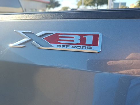 Used 2020 GMC Sierra 1500 SLT image 13