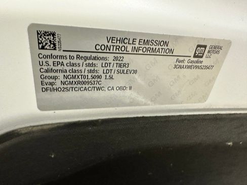 Certified 2022 Chevrolet Equinox RS w/ LPO, Floor Liner Package image 39