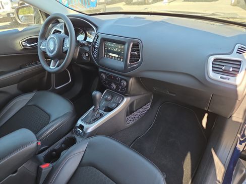 Certified 2021 Jeep Compass Latitude AWD/4WD image 19