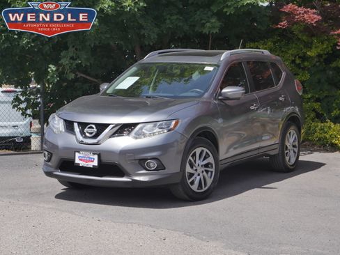 Used 2015 Nissan Rogue SL w/ SL Premium Package FWD image 1