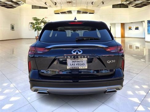 New 2025 INFINITI QX50 Luxe image 6