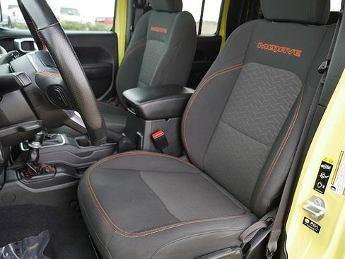 Used 2023 Jeep Gladiator Mojave image 13