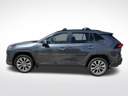 Used 2020 Toyota RAV4 Limited FWD image 11