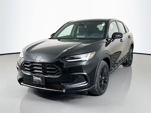 New 2026 Honda HR-V Sport image 3