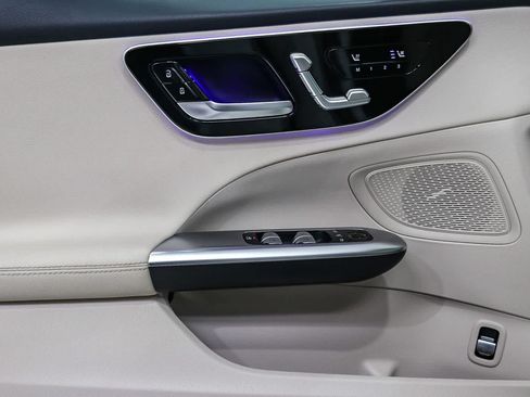 Certified 2024 Mercedes-Benz C 300 Sedan image 22