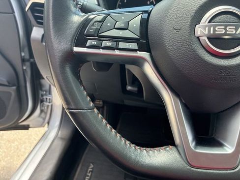 Used 2024 Nissan Altima 2.5 SR FWD image 22