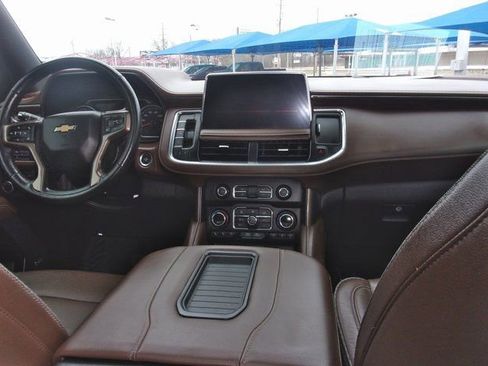 Used 2021 Chevrolet Tahoe High Country w/ Premium Package image 26