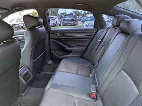 Used 2021 Honda Accord Sport image 13