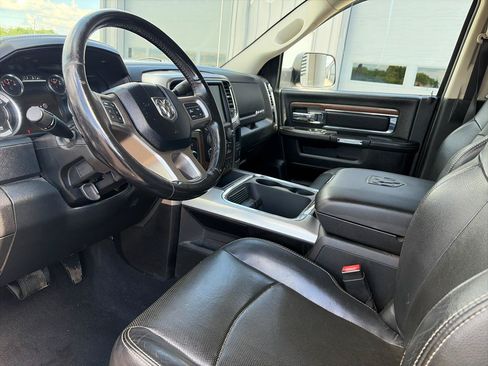 Used 2016 RAM 2500 Laramie w/ Sport Appearance Group AWD/4WD image 10