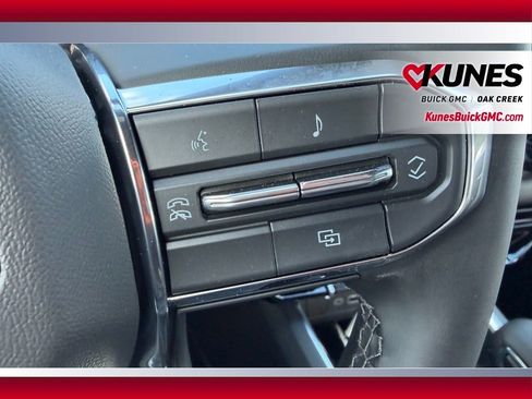 New 2026 GMC Canyon Elevation w/ Convenience Package image 10