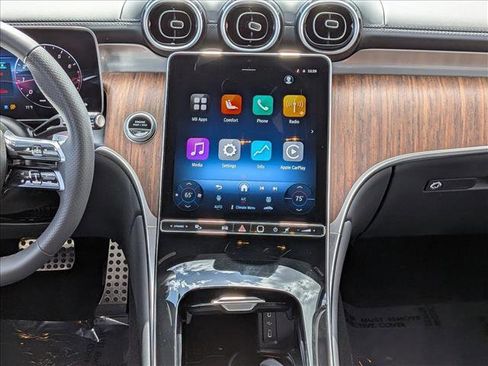 Certified 2025 Mercedes-Benz GLC 300 image 12