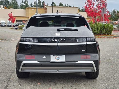 New 2025 Hyundai Ioniq 5 SEL image 6