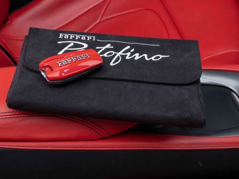 Used 2020 Ferrari Portofino image 36