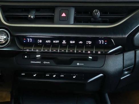 Used 2019 Lexus UX 200 F Sport image 13