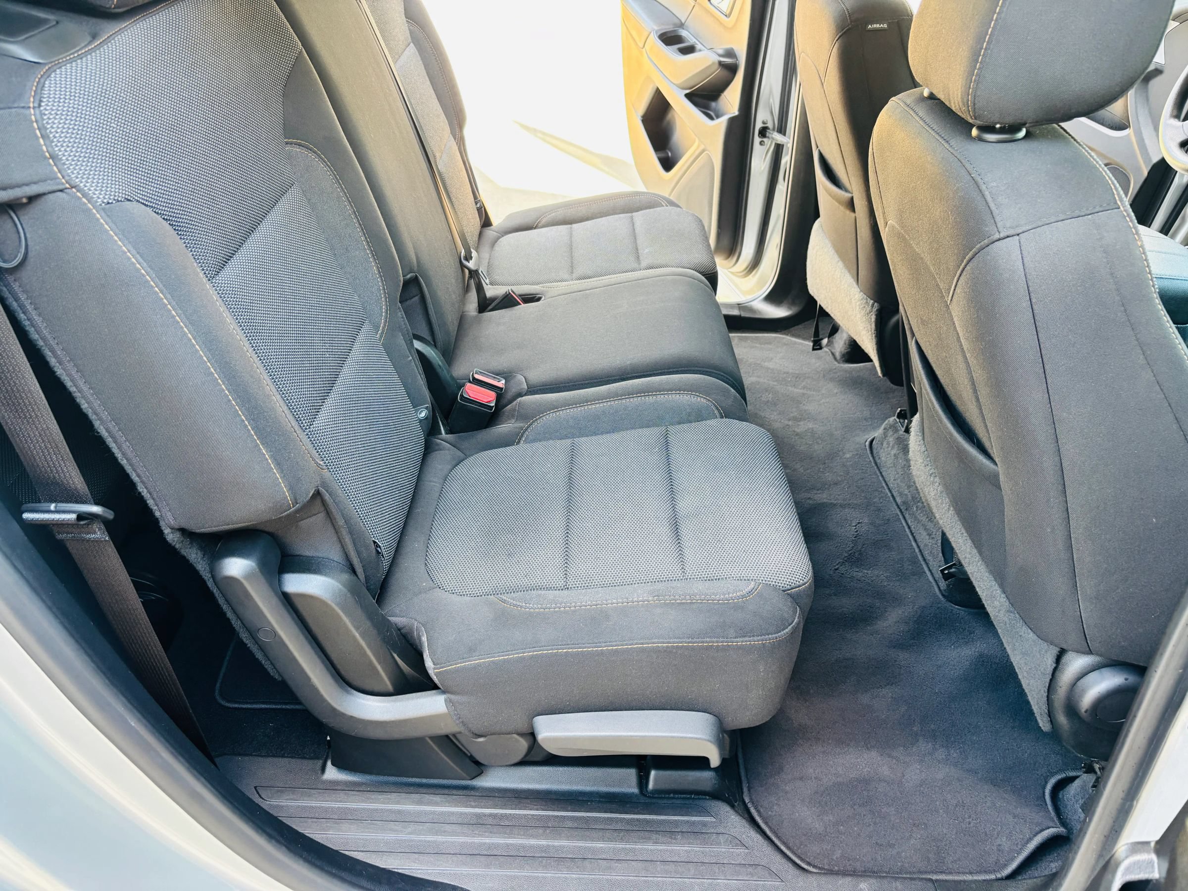Used 2020 Chevrolet Traverse LS FWD image 15