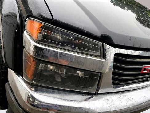 Used 2011 GMC Canyon SLE AWD/4WD image 28
