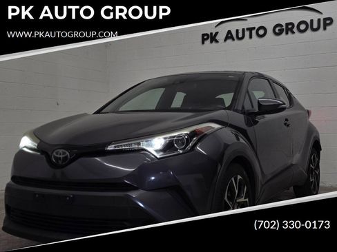 Used 2018 Toyota C-HR XLE image 1