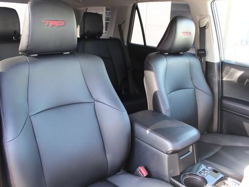 Certified 2024 Toyota 4Runner TRD Off-Road Premium w/ Moonroof Package AWD/4WD image 21