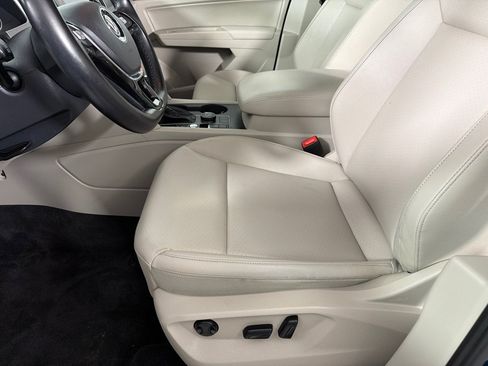 Used 2018 Volkswagen Atlas SE AWD/4WD image 11