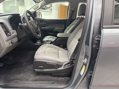 Used 2020 GMC Canyon 2WD Crew Cab w/ Convenience Package image 10