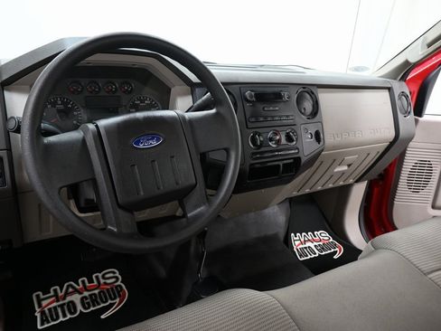 Used 2010 Ford F250 XL image 4