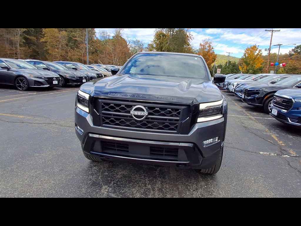 Certified 2023 Nissan Frontier SV w/ Midnight Edition Package AWD/4WD image 4