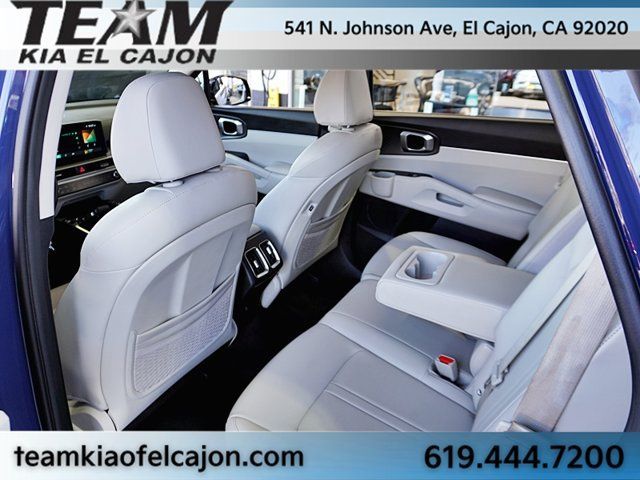 Certified 2025 Kia Sorento S FWD image 19