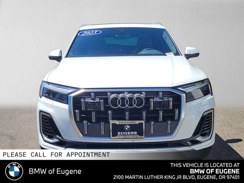 Used 2025 Audi Q7 3.0T Premium Plus AWD/4WD image 8