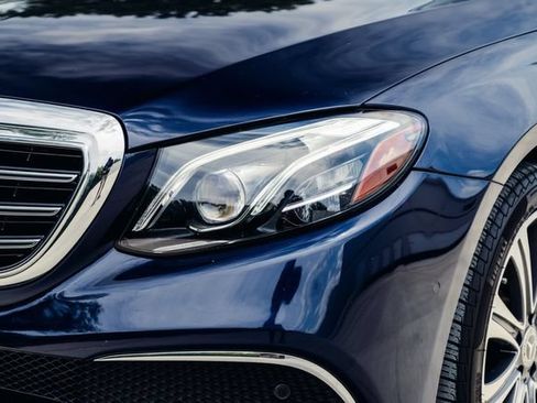 Used 2019 Mercedes-Benz E 450 4MATIC Wagon image 43