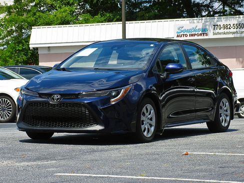 Used 2022 Toyota Corolla LE FWD image 8