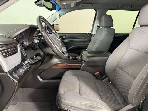 Used 2019 GMC Yukon XL SLE w/ SLE Value Package AWD/4WD image 10