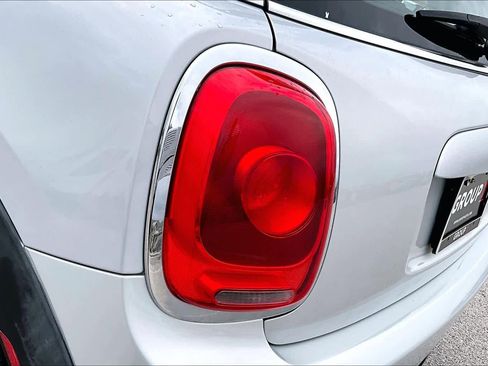 Used 2015 MINI Cooper 2-Door Hardtop image 28