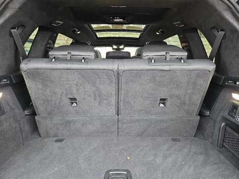 Certified 2023 BMW X7 xDrive40i w/ Executive Package image 28