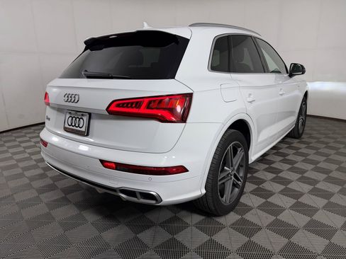 Used 2018 Audi SQ5 Prestige w/ Prestige Package image 9