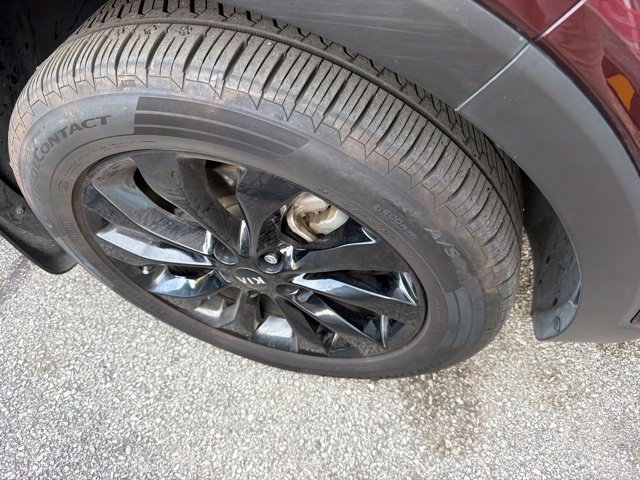 Used 2020 Kia Sorento S AWD/4WD image 11