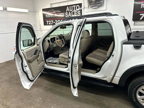 Used 2007 Ford Explorer Sport Trac XLT image 19