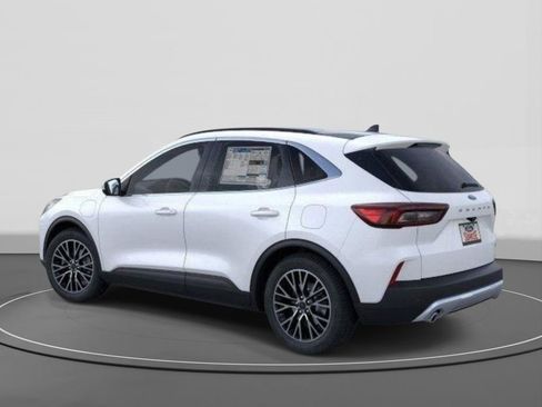 New 2025 Ford Escape SE w/ PHEV Premium Package FWD image 4