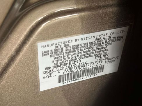 Used 2025 Nissan Kicks S w/ Interior Electronics Package AWD/4WD image 19