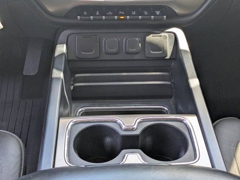 Used 2017 GMC Sierra 2500 Denali w/ Duramax Plus Package image 20