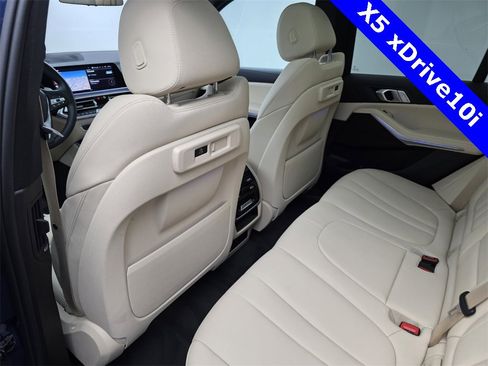 Used 2019 BMW X5 xDrive40i w/ Convenience Package image 14