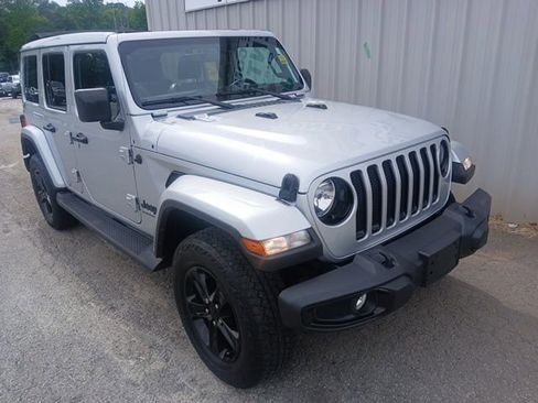 Used 2023 Jeep Wrangler Unlimited Sahara AWD/4WD image 1