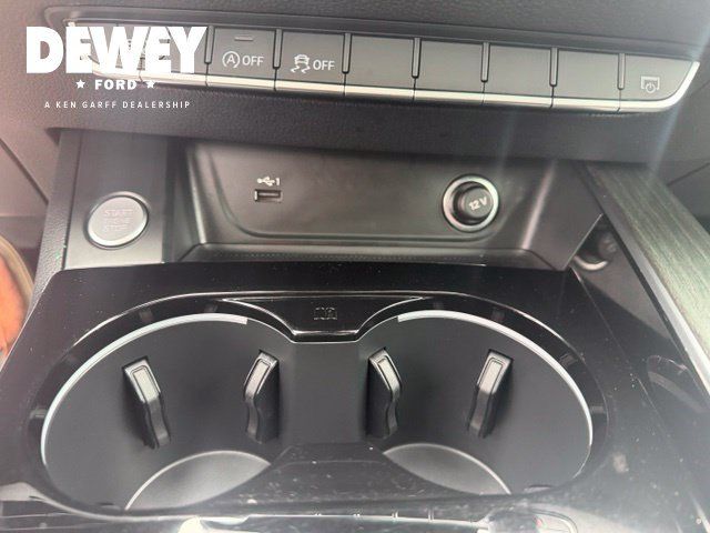 Used 2021 Audi A4 2.0T Premium AWD/4WD image 18