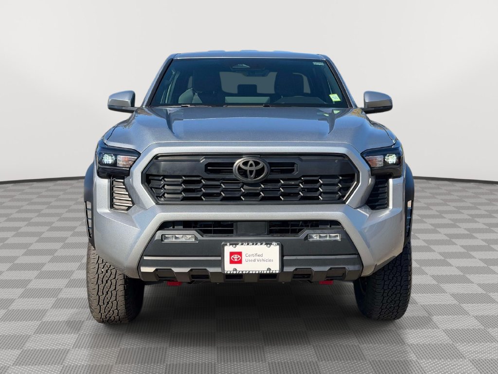 Used 2025 Toyota Tacoma TRD Off-Road AWD/4WD image 8